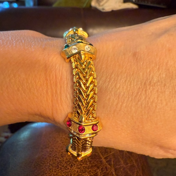 JBK Jacqueline Kennedy Gold Tone Ruby & Crystal Bracelet - Picture 1 of 4